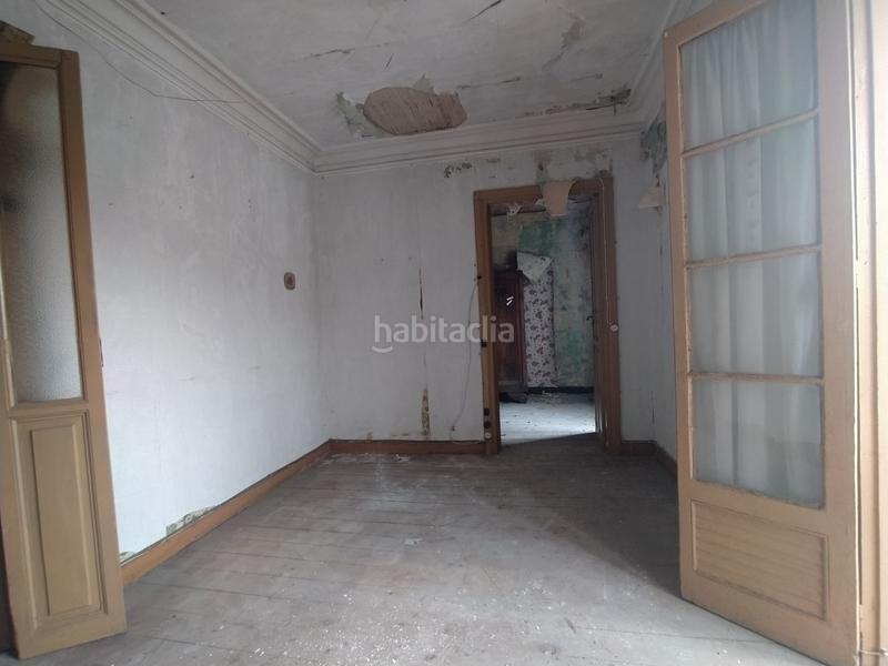 Foto 157bf295-3030-4503-8fc9-e9626c938739. Casa amb piscina a Salas