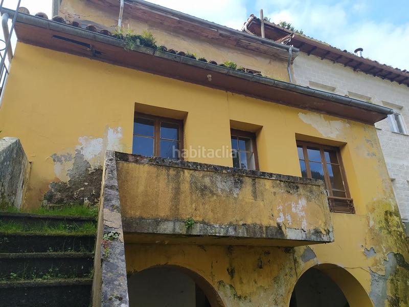 Foto 355b3635-7077-4d3c-bf50-830c4134fb7a. Casa amb piscina a Salas