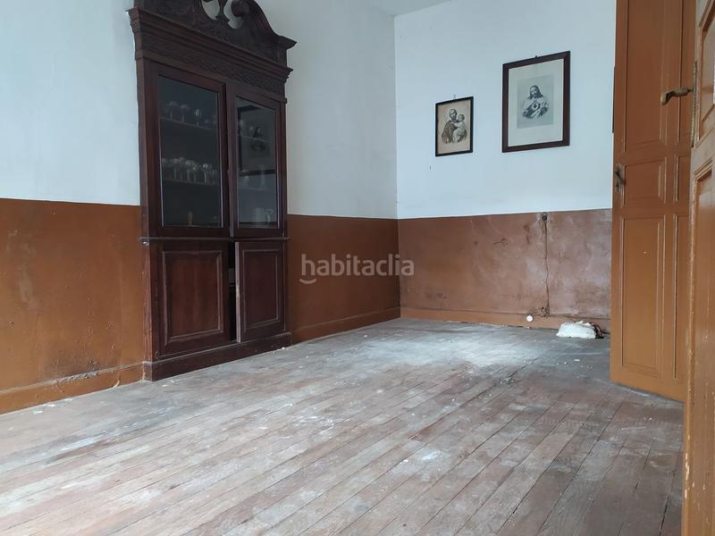 Foto 810cddaf-3a70-4e59-a8ea-f67196aa374a. Casa amb piscina a Salas