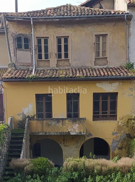 Foto 9913e317-17e2-476f-89cb-3d12c2ee9430. Casa amb piscina a Salas