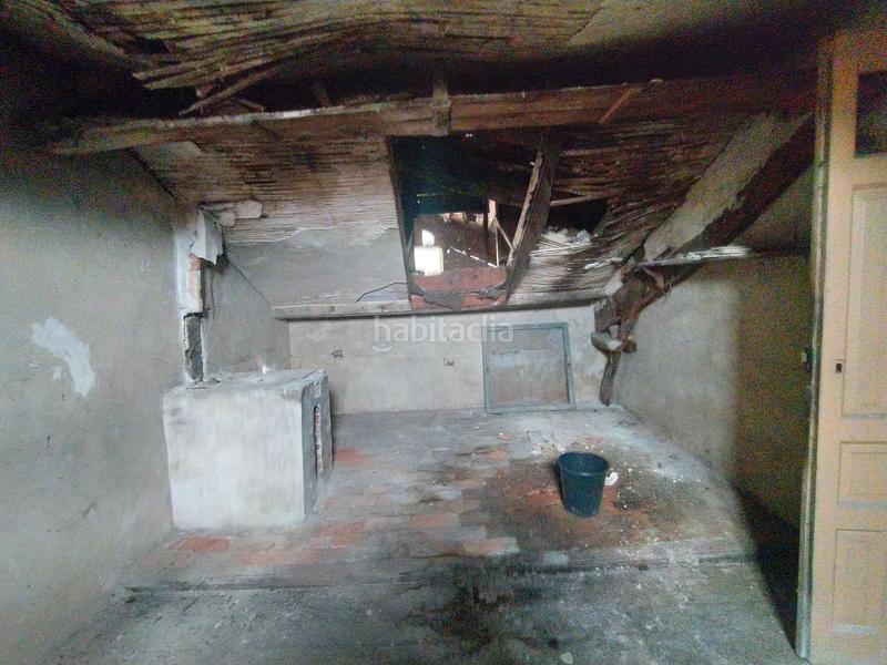 Foto e2b6ebb7-f5c4-491e-ad57-753f4605dddb. Casa amb piscina a Salas