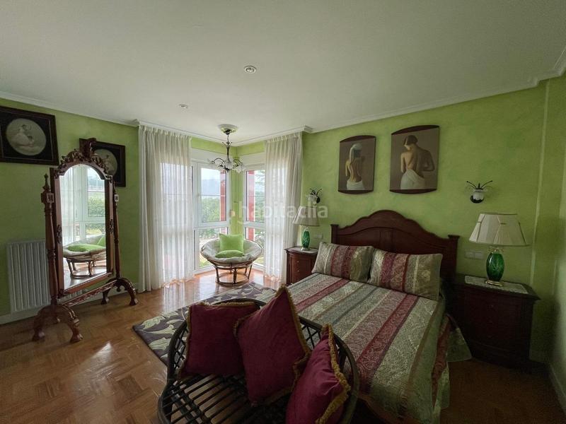 Foto 08713818-5a4a-4a1b-bb90-7e7fcb380140. Casa amb calefacció aparcament piscina a Leorio Gijón