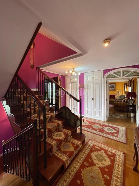 Foto 52783868-5e15-4b4a-bb21-c23404e687ca. Casa amb calefacció aparcament piscina a Leorio Gijón