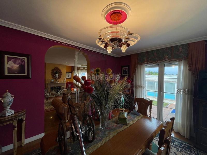 Foto 98fb493a-28f1-4176-a331-c0f6054a3dd4. Casa amb calefacció aparcament piscina a Leorio Gijón