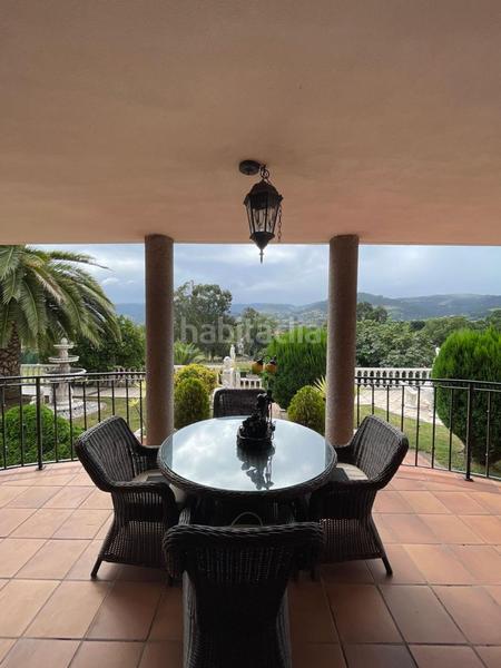 Foto ba192155-bb99-418e-a1d5-a86a030531e2. Casa amb calefacció aparcament piscina a Leorio Gijón