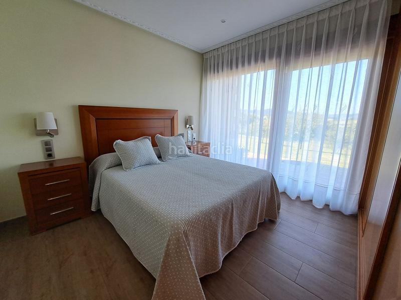 Foto 53f7a6e0-d6fe-4d83-b327-67993902eb88. Casa amb calefacció aparcament piscina a Porceyo Gijón