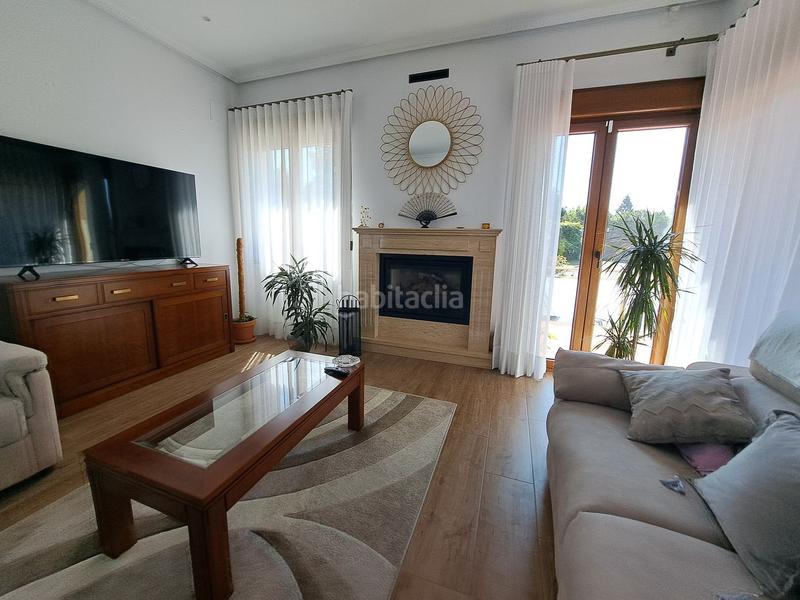 Foto 372d523e-d11e-44e8-b68e-5c3332c9d3a1. Maison avec chauffage parking piscine dans Porceyo Gijón