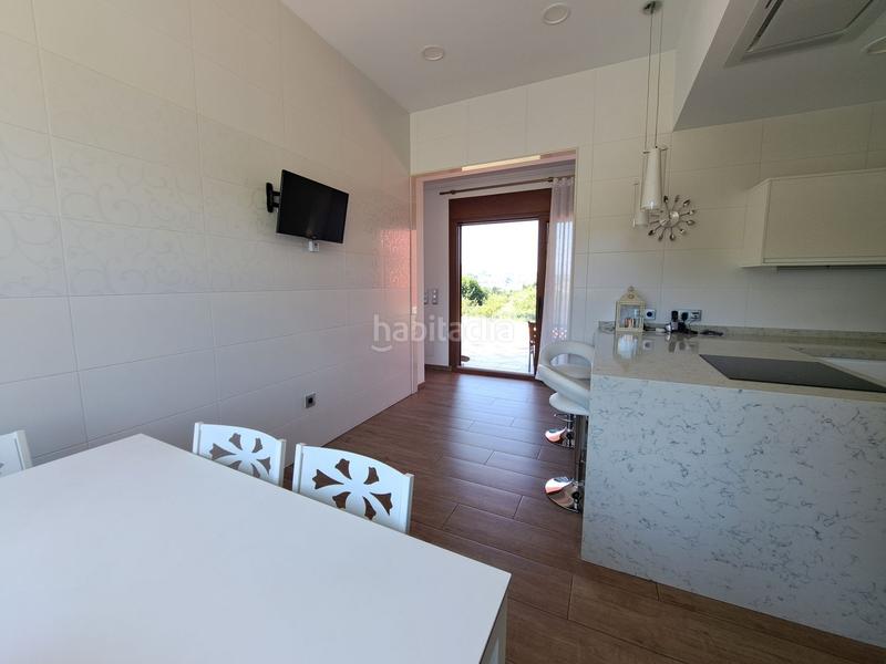 Foto 5625f6a7-1ac3-4ab4-b0f3-21f601ca2ad2. Maison avec chauffage parking piscine dans Porceyo Gijón