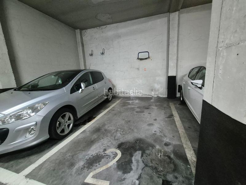 Foto 02fa2db9-01ca-4461-860a-9db7fba28e06. Car parking in La Calzada Gijón