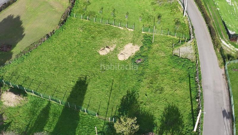 Foto db8064a0-ae90-415c-aa16-f06b4f7b658b. Terreny residencial a Deva Gijón