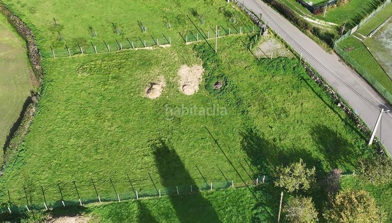 Foto 24b7eed9-7183-41de-ad84-ce4ddb4a7714. Wohngrundstück in Deva Gijón