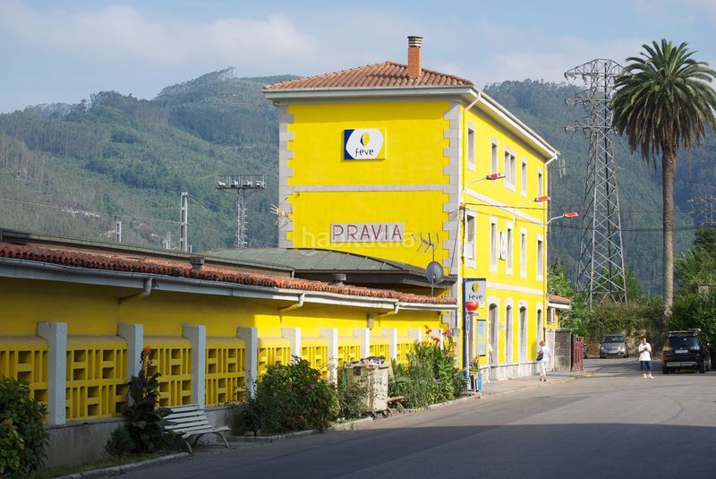 Foto 87281b76-d3fe-4bca-bbd2-c4c2a2066137. Casa amb piscina a Pravia