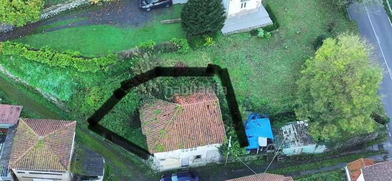 Foto b4a124f8-238a-4d4a-b663-c50f3a91f25f. Casa amb piscina a Pravia