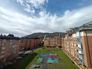 Flat  N/a