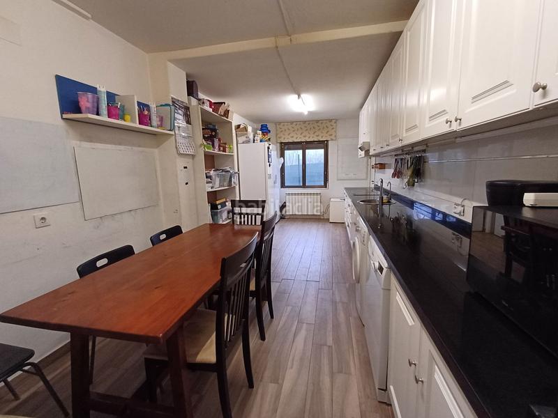 Foto 47048f99-5d14-48b2-8e97-882a488b9a83. Casa con riscaldamento parcheggio piscina in Carbayin-Lieres-Valdesoto Siero