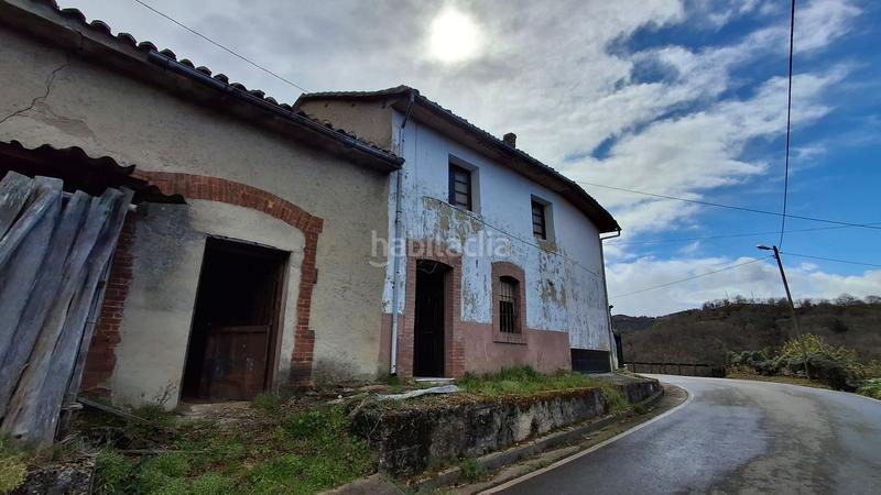 Foto eb260cc7-ca8a-4462-8658-041c5cf3b558. Casa en la pola Siero Siero