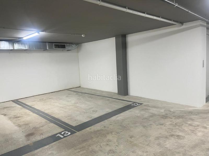 Foto fc5f0f70-1759-469e-8253-4e793fba2c6b. Parking coche en La Catedral Murcia