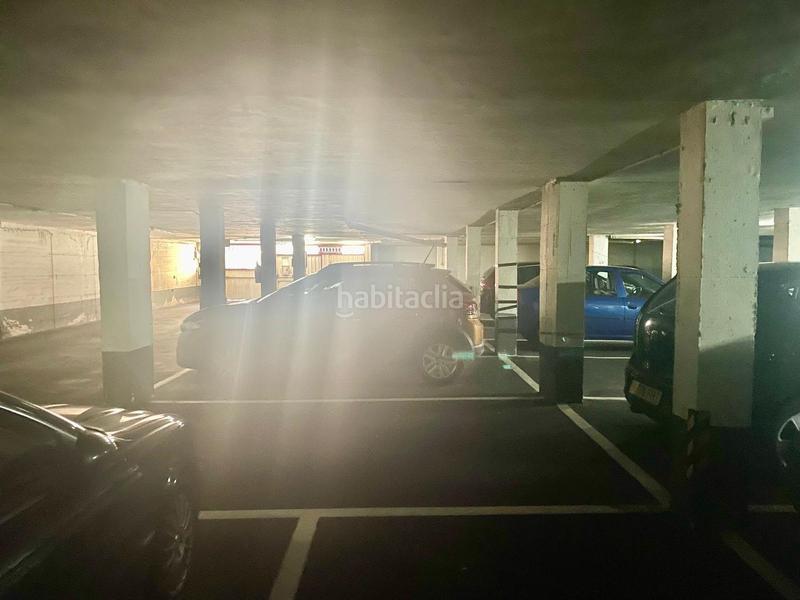 Foto 06b77c09-70b5-47ea-9b1c-d26d2f0f8adb. Parking voiture dans Llano Gijón