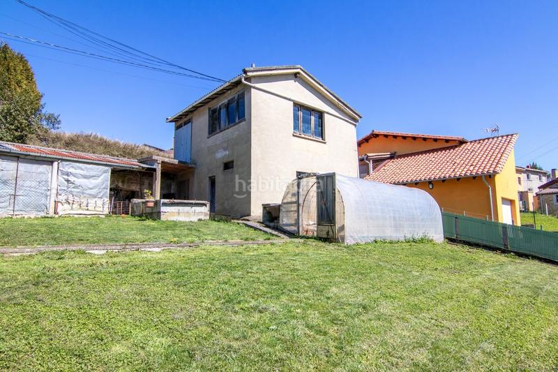 Foto 0bc158f4-9c6d-45b9-b7f3-77429c435969. Casa en Sama Langreo