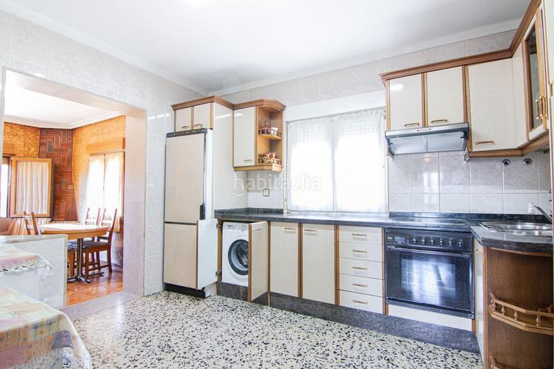 Foto fb3103e5-a73a-4cdb-9356-bc68388eb700. Casa en Sama Langreo