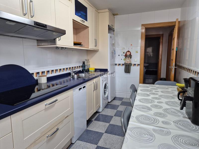 Foto 4499b9d2-0325-42cc-bfb8-30a8c34191cf. Flat with heating parking pool in Viesques Gijón