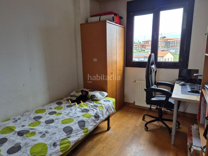 Foto 61370235-c3de-4d39-a783-efe00fc66f84. Flat with heating parking pool in Viesques Gijón