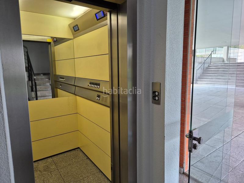 Foto cc274415-70a3-4a28-865a-a27bf9a4af32. Flat with heating parking pool in Viesques Gijón