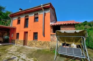 Casa a San Martín del Rey Aurelio