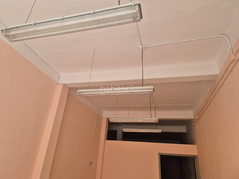 Foto 077083ad-7ca0-4f33-9131-33baecbfa394. Rent business premise in Laviada Gijón