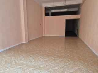 Alquiler Local Comercial en Laviada