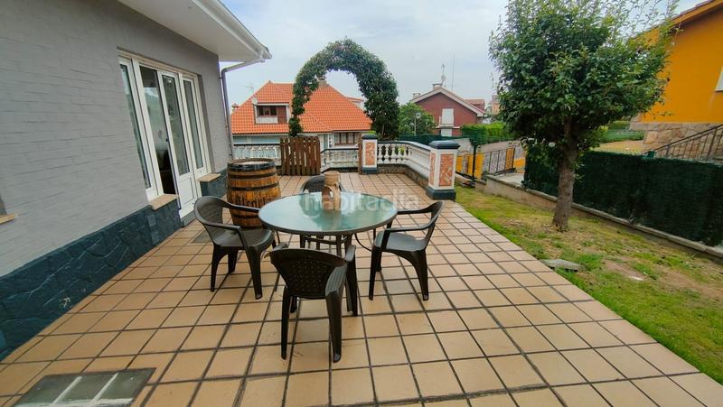 Foto b48f9c28-1bbb-46fe-a831-bc295860341a. Haus mit heizung parking pool in Carreño