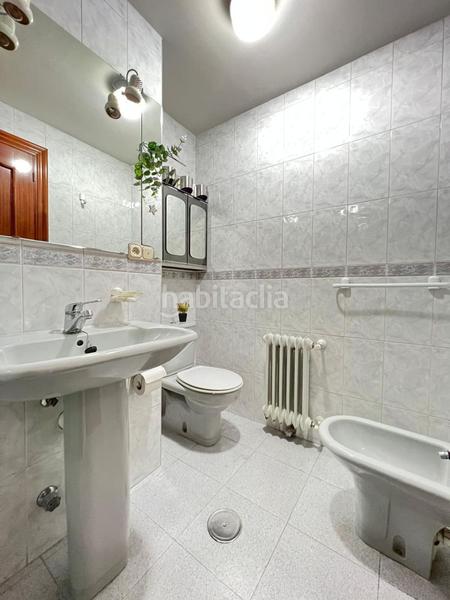 Foto ca412b45-dcc6-4d73-80a1-34273e3dc8cf. Flat with heating pool in Pumarín Gijón