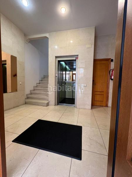 Foto d81c3019-b3c6-4b2e-9be7-a1b448e47164. Flat with heating pool in Pumarín Gijón