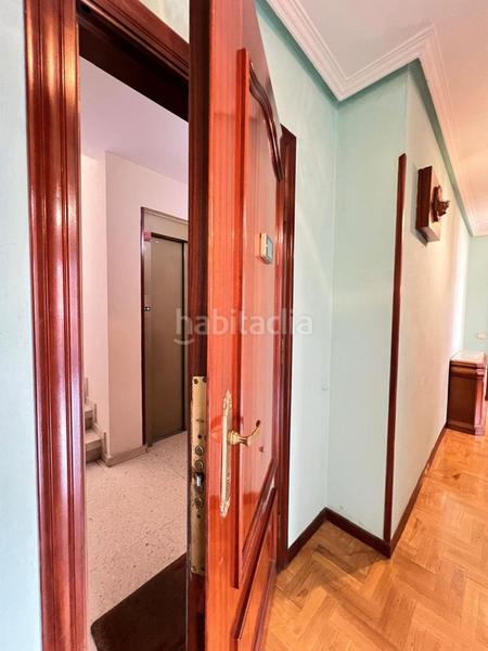 Foto e586db75-4c89-4925-830e-728889dbb41a. Flat with heating pool in Pumarín Gijón
