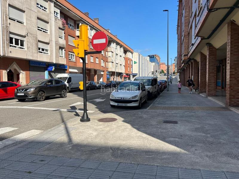 Foto 32398e0c-2a0f-46b4-8793-1c6ac66ab5bf. Piso en Pumarín Gijón