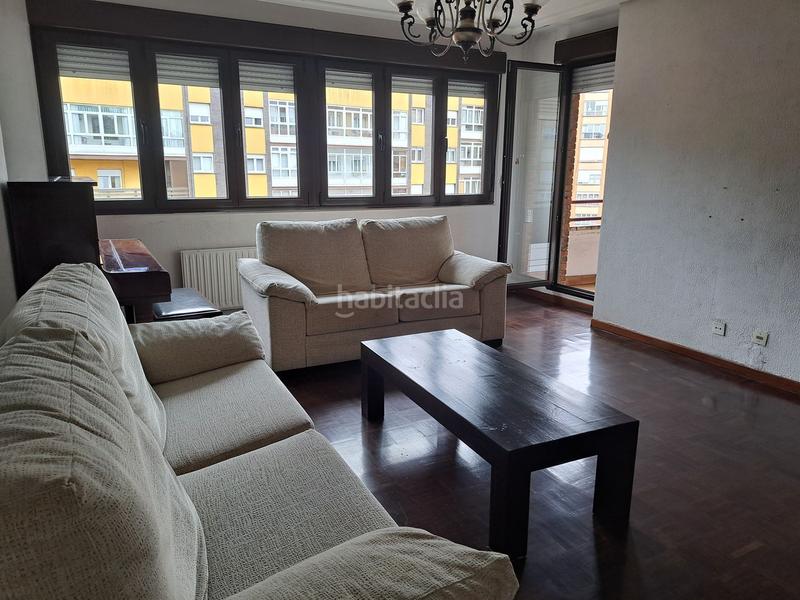 Foto 5eb6c2d6-4c0f-41d4-98b4-057dec454039. Flat with heating parking pool in Centro Avilés