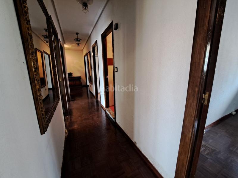 Foto 865a2117-e393-4fd9-af39-71eb75afc03d. Flat with heating parking pool in Centro Avilés