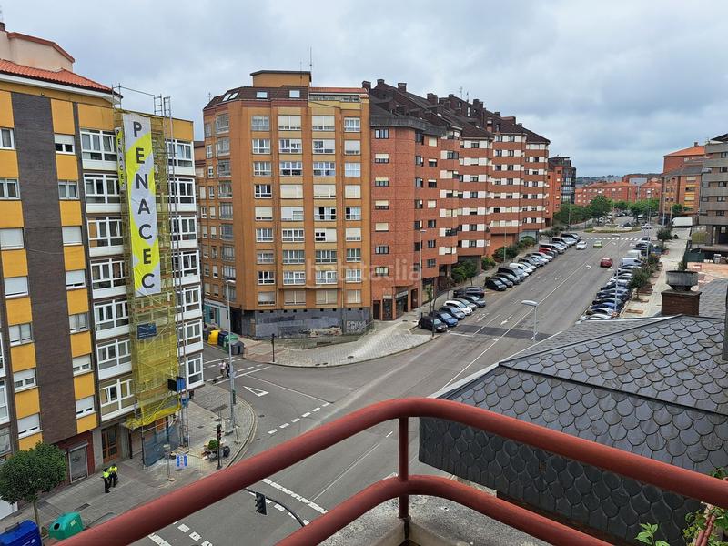 Foto 60fb8115-019e-419d-b85f-2706c7270595. Pis amb calefacció aparcament piscina a Centro Avilés