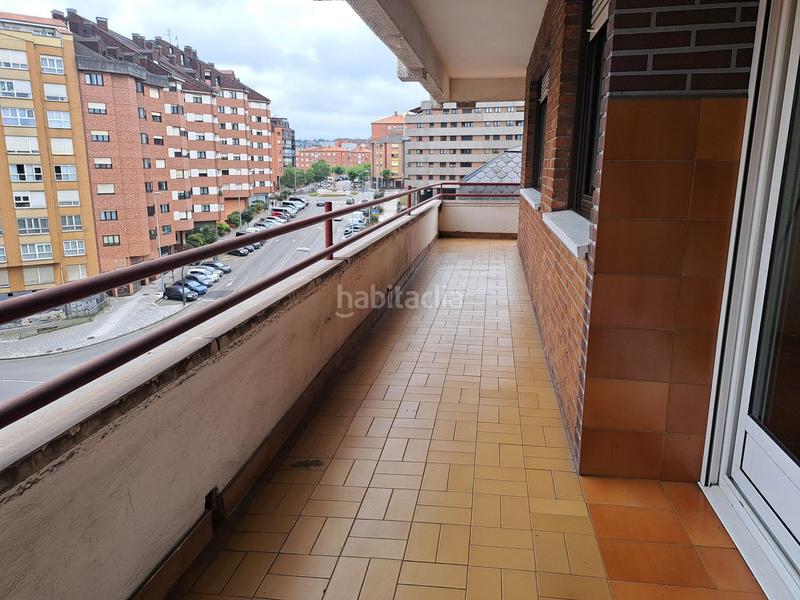 Foto 7e857ac2-f51d-4747-9b90-8f43c8ca00a6. Pis amb calefacció aparcament piscina a Centro Avilés
