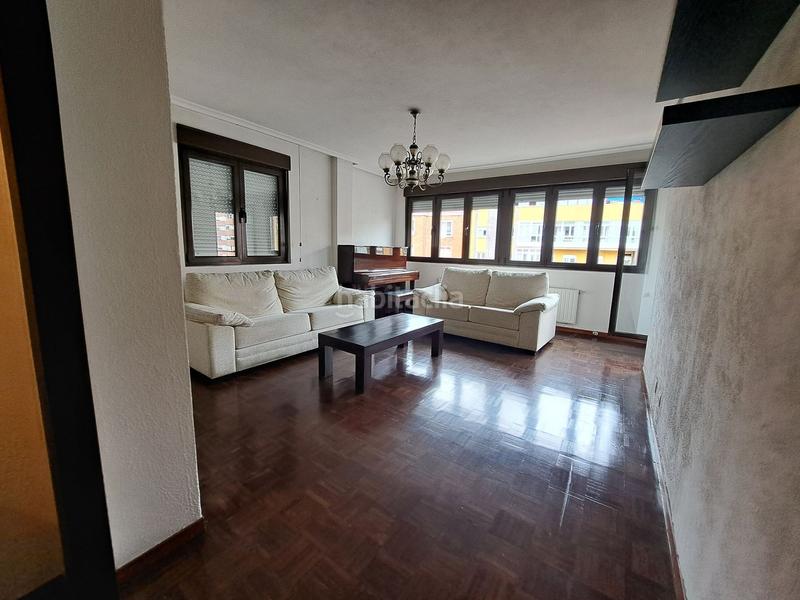 Foto 7ff014c5-6280-4209-af16-1ad9648b0863. Pis amb calefacció aparcament piscina a Centro Avilés