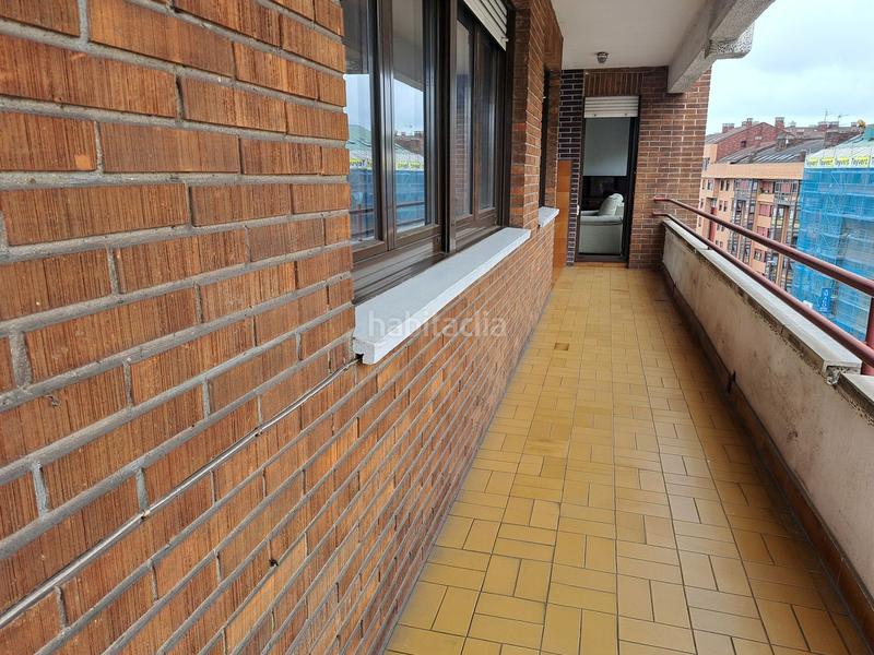 Foto 16273df5-ee15-45c9-b5cf-79550f025614. Piso en Centro Avilés