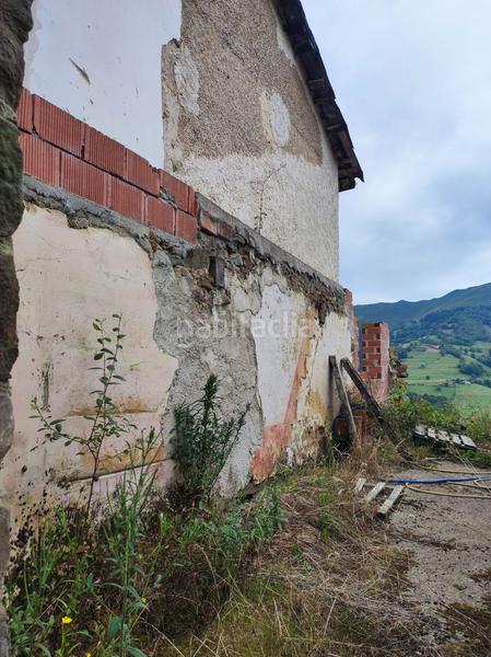 Foto 3be95ada-2f7c-43d1-b19c-779cbc24ceba. Casa en Parres