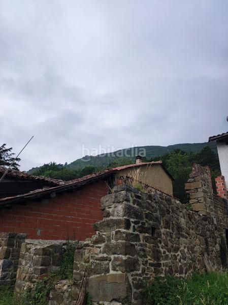 Foto f1e7562e-85d9-4fdb-83e8-c61fb64845ee. Casa en Parres