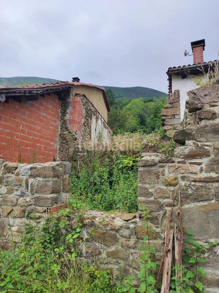 Foto f57cdb14-683f-4cea-95b1-b1c520160aa0. Casa en Parres