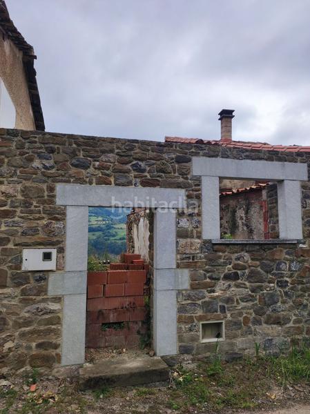 Foto 9a0c37d0-12fc-440a-9083-790aad176865. Maison avec piscine dans Parres