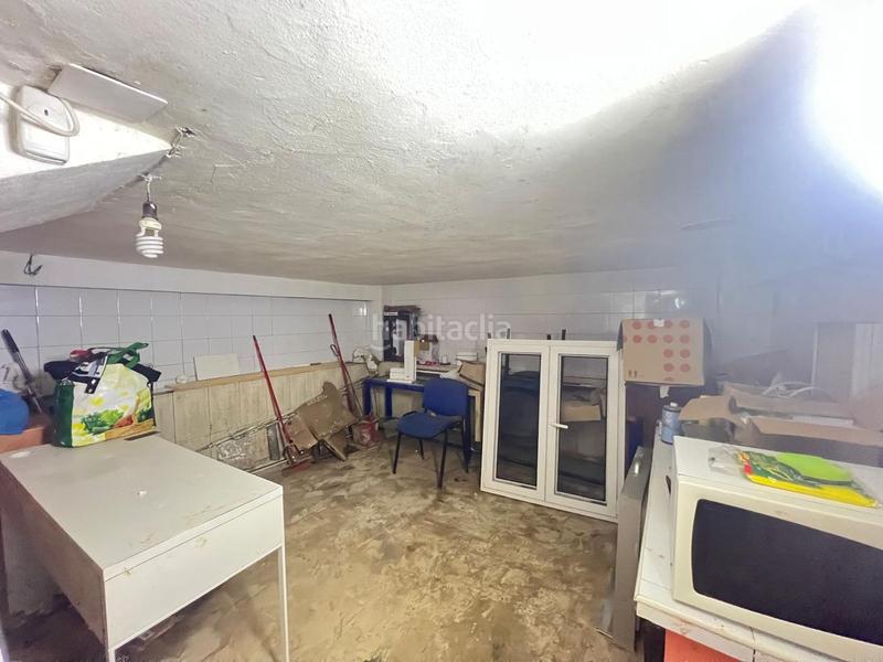 Foto 2598313e-44a3-41f1-be86-b3cd329036e8. Alquiler local comercial en Laviada Gijón