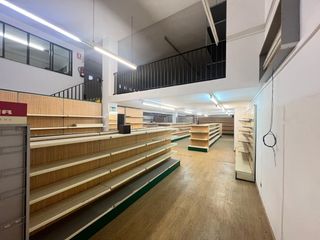 Lloguer Local Comercial  N/a