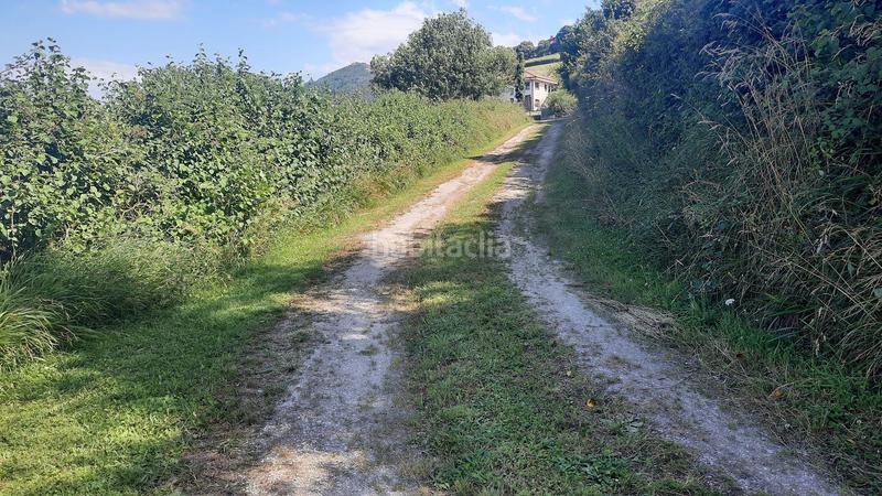 Foto e446816b-7e32-4719-8b74-93ab8581c812. Terreny residencial a Leorio Gijón