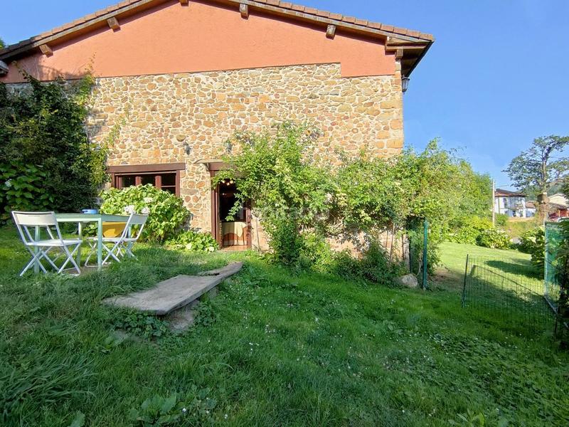 Foto 0d20eec2-896b-4565-be86-c878639dc259. Casa con riscaldamento parcheggio piscina in Cabranes