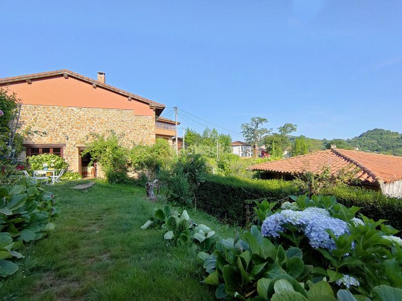 Foto 646923cf-0c4b-4564-a8cf-38ba1d53b420. Casa con riscaldamento parcheggio piscina in Cabranes